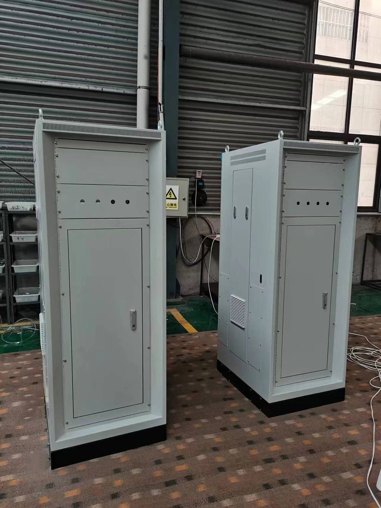 新虹電氣 專業制造仿威圖機柜與定制化鈑金解決方案